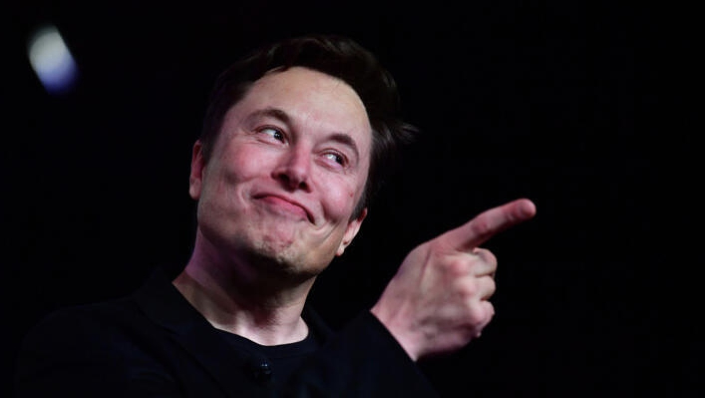 イーロン・マスク「政治家はただ俳優に過ぎない。彼らを操る脚本家、監督、プロデューサーたちは見えない」