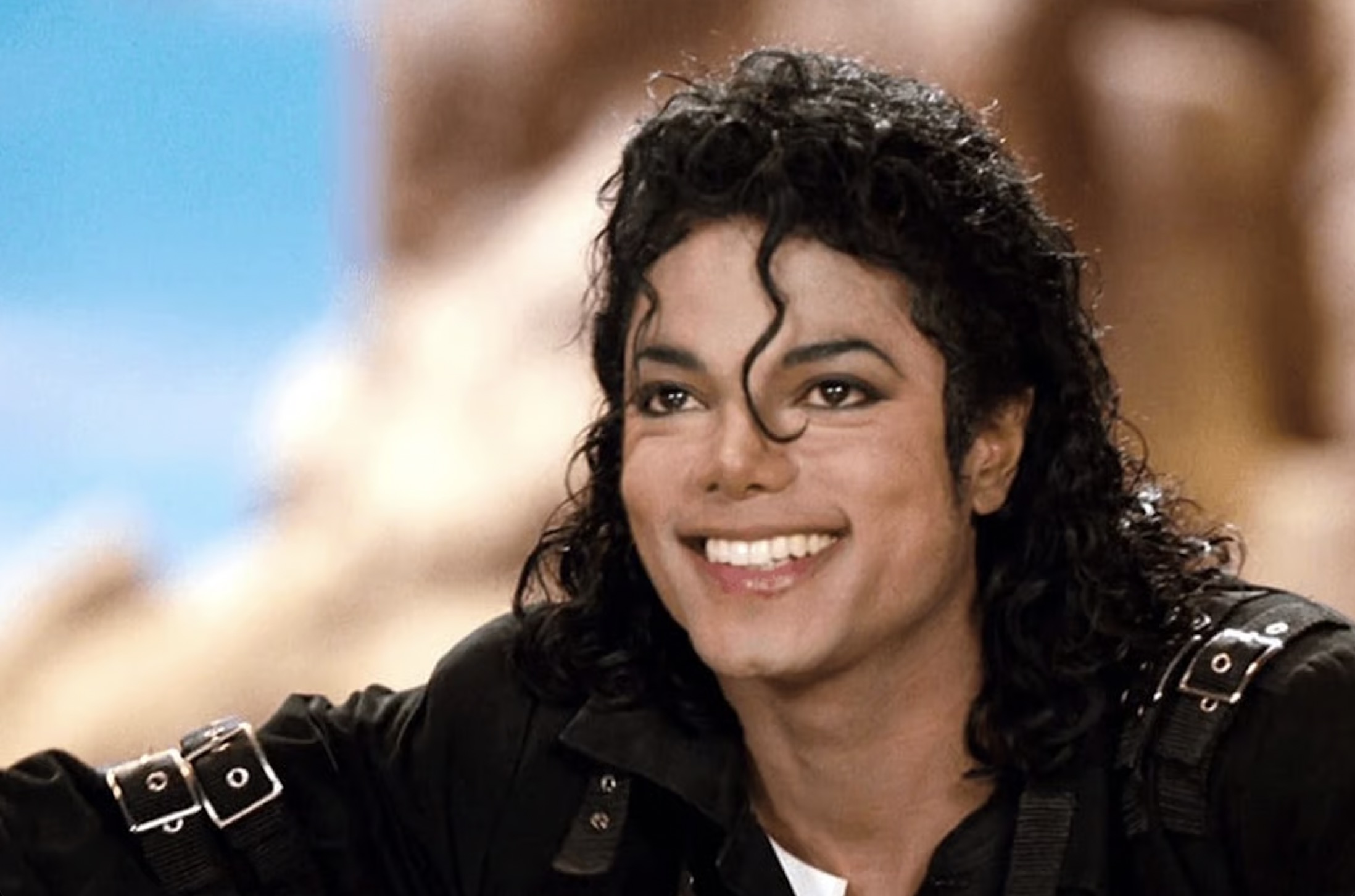 マイケル・ジャクソン「彼らは歴史書を捏造している。歴史書には本当のことなんて書いてない。全部嘘だ。歴史書は嘘の塊だ。これ、絶対に知っておいて。マジで知らなきゃダメだよ！」